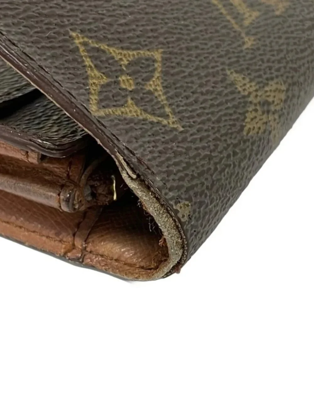 Louis Vuitton accessories	none note	